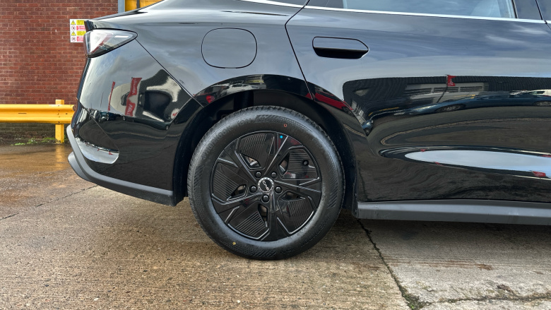 BYD Seal 6 1.5 DM-i Boost 4dr e-CVT Saloon